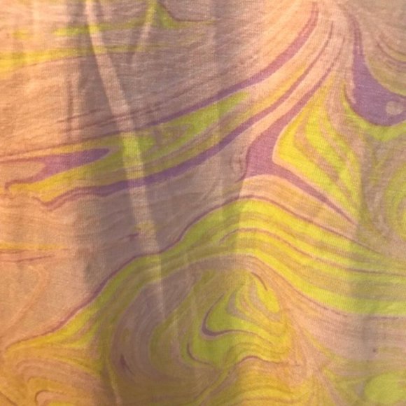 Fabletics Loveday Short Sleeve Raglen Tee - Picture 2 of 3